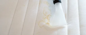 Limpeza de colchões de hotel: como lidar com nódoas difíceis.